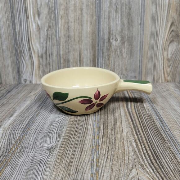 Vintage Starflower Watt Oven Ware Pottery, Individual Casserole, Grooved Handle - Picture 1 of 6